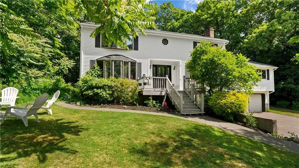 185 Scott Road Cumberland RI 02864