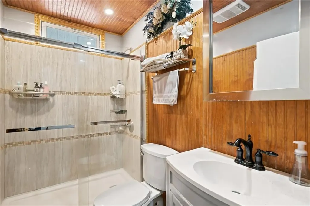 69 Trask Street Providence RI 02905