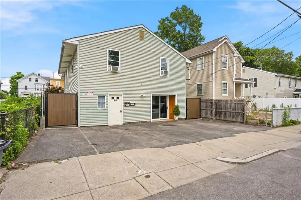 69 Trask Street Providence RI 02905