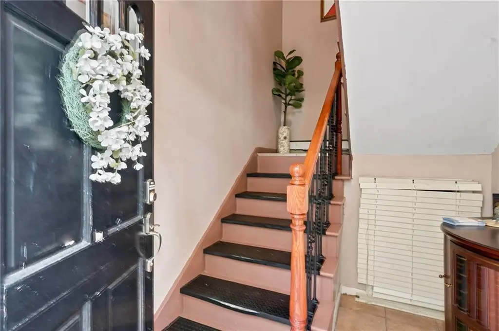 69 Trask Street Providence RI 02905