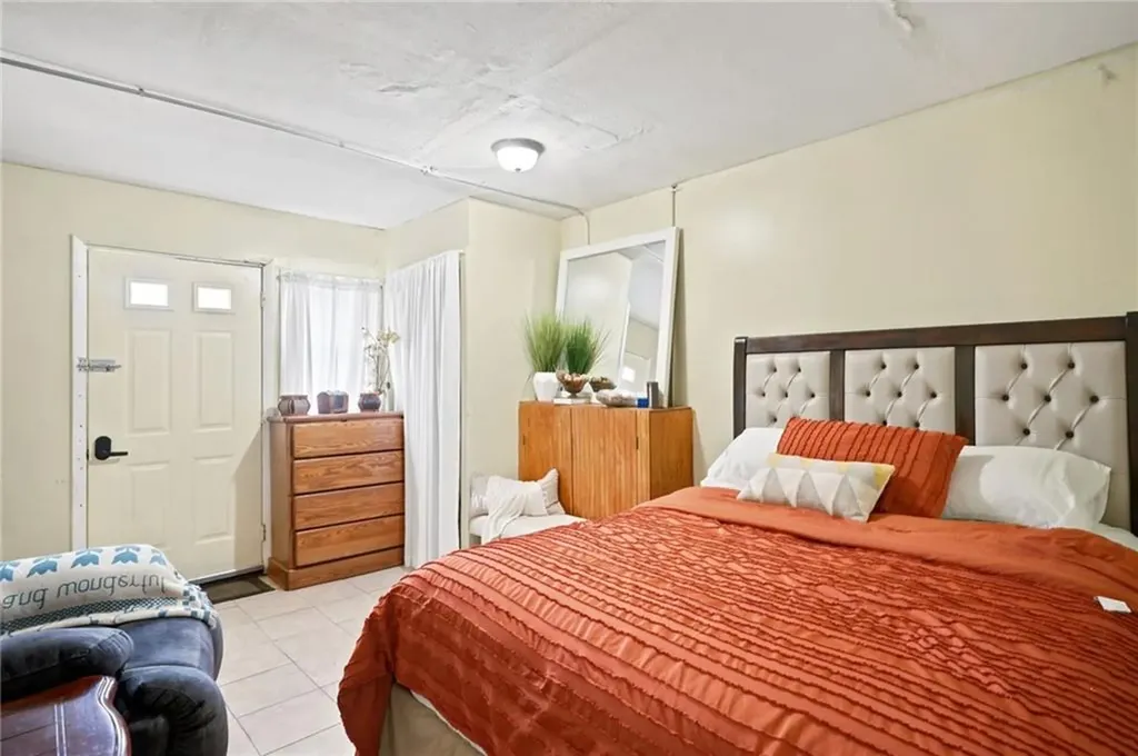 69 Trask Street Providence RI 02905