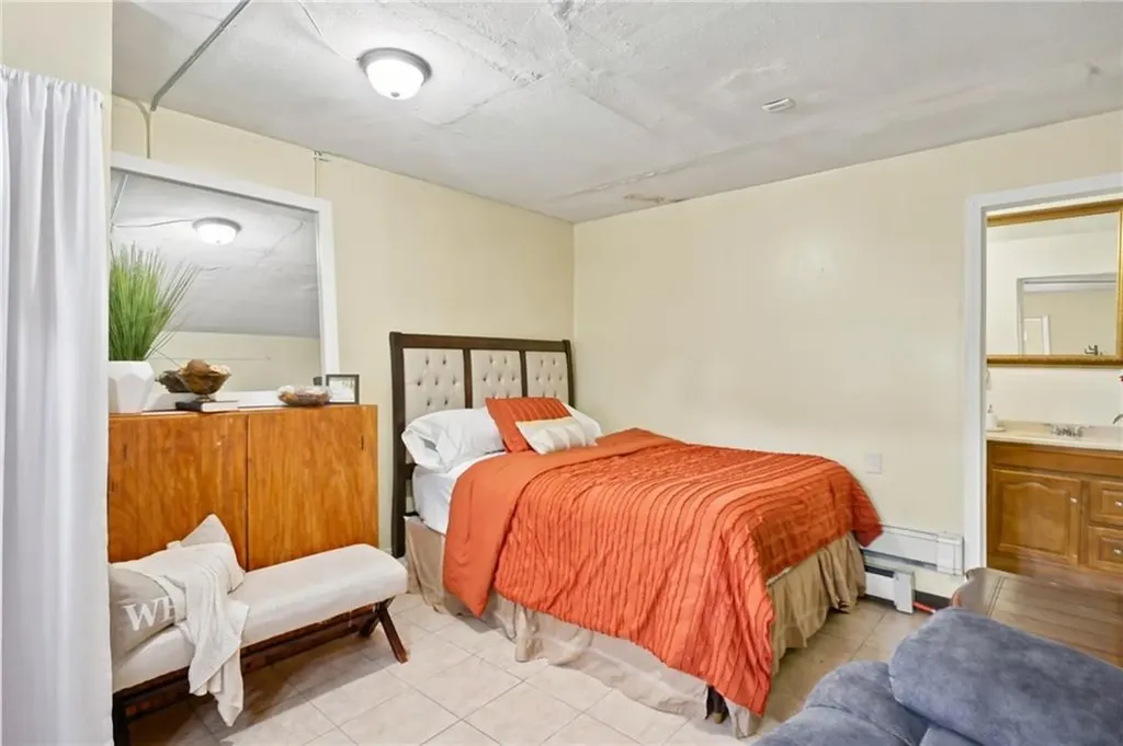69 Trask Street Providence RI 02905