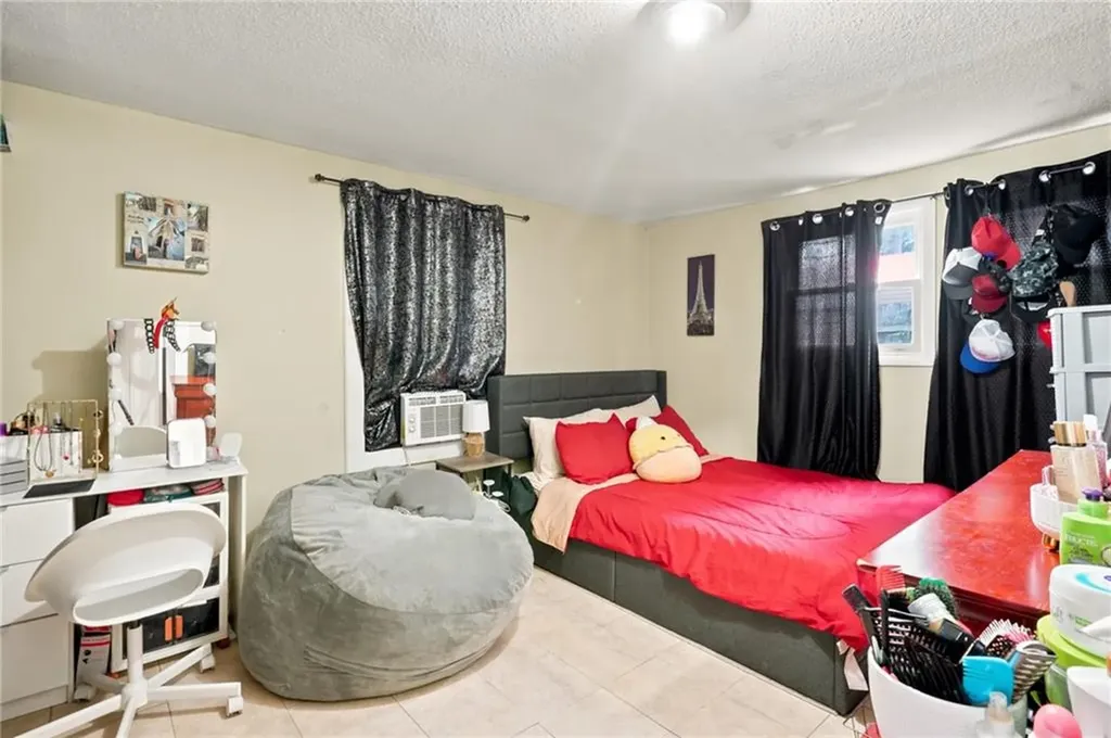 69 Trask Street Providence RI 02905