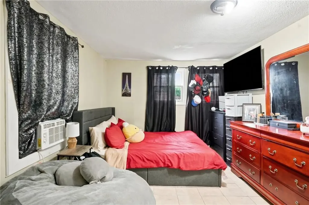 69 Trask Street Providence RI 02905