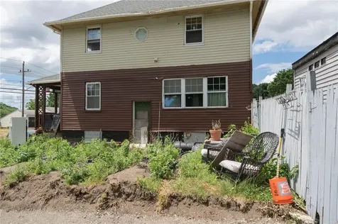 91 Roger Williams Avenue East Providence RI 02916