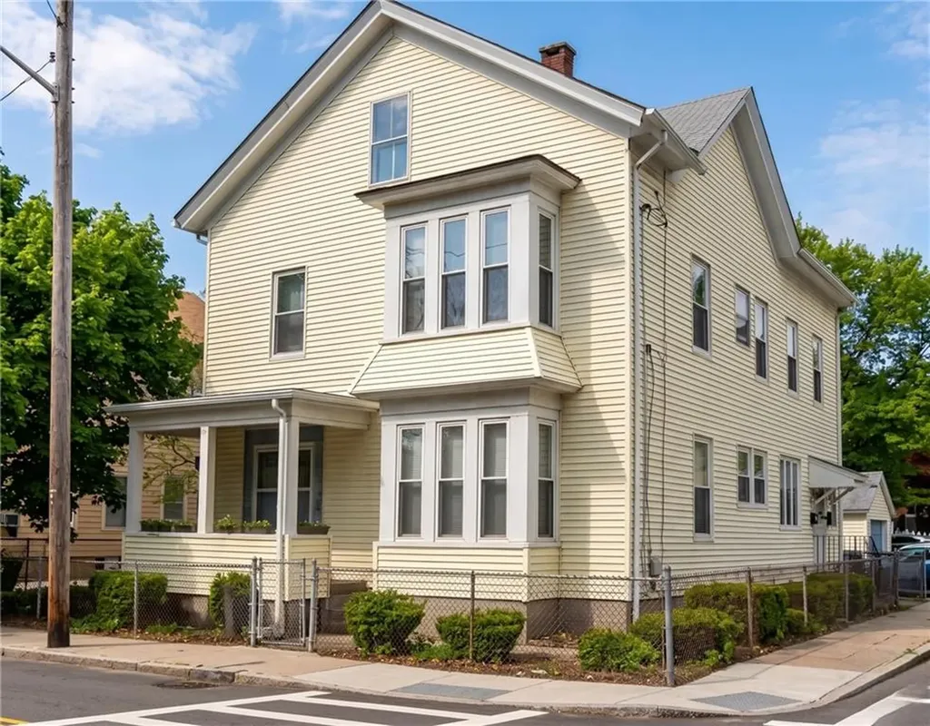 189 Woodward Road Providence RI 02904