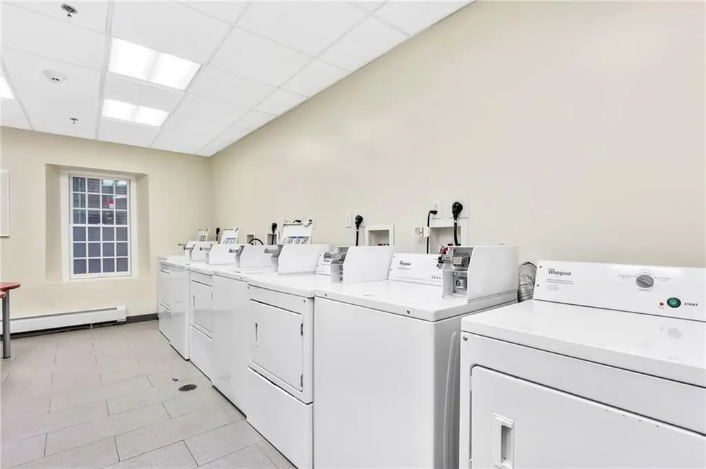 65 Weybosset Street Providence RI 02903