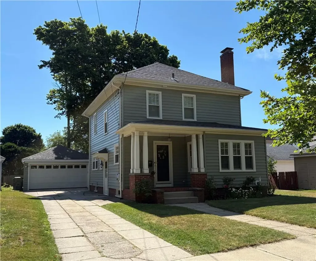 15 Modena Avenue Providence RI 02908