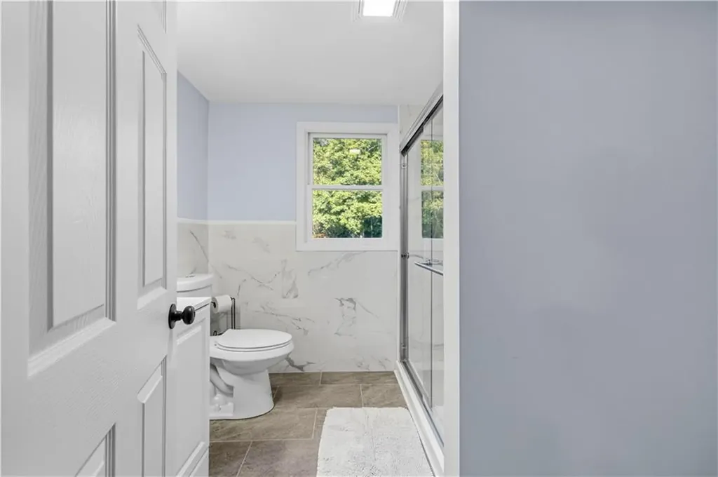 380 Brayton Road Tiverton RI 02878