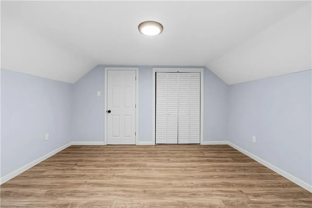 380 Brayton Road Tiverton RI 02878