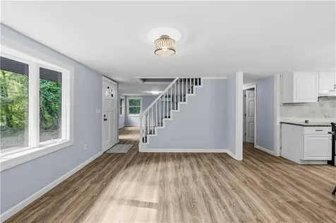 380 Brayton Road Tiverton RI 02878