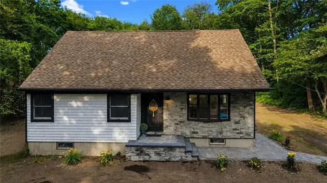 380 Brayton Road Tiverton RI 02878