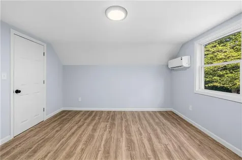 380 Brayton Road Tiverton RI 02878