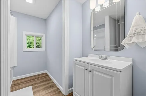 380 Brayton Road Tiverton RI 02878