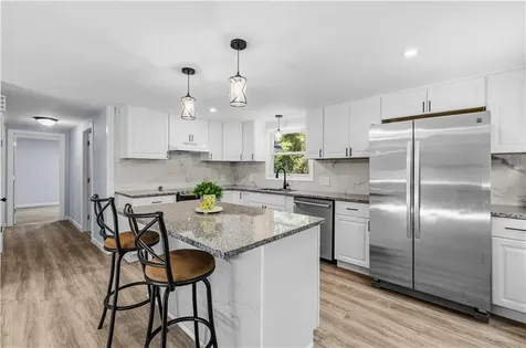 380 Brayton Road Tiverton RI 02878