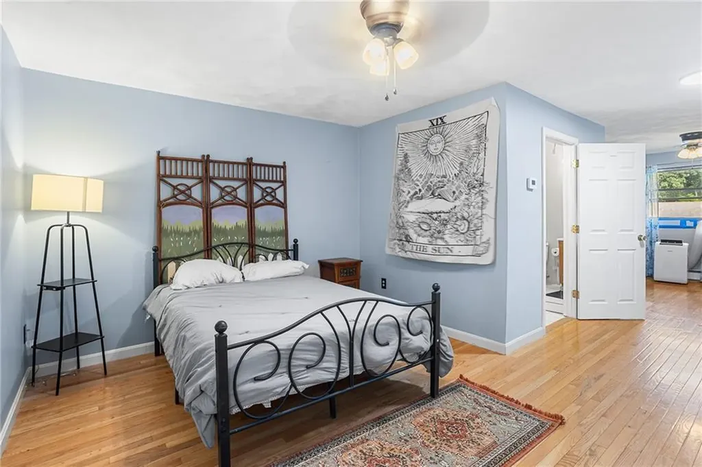 569 Smithfield Road North Providence RI 02904