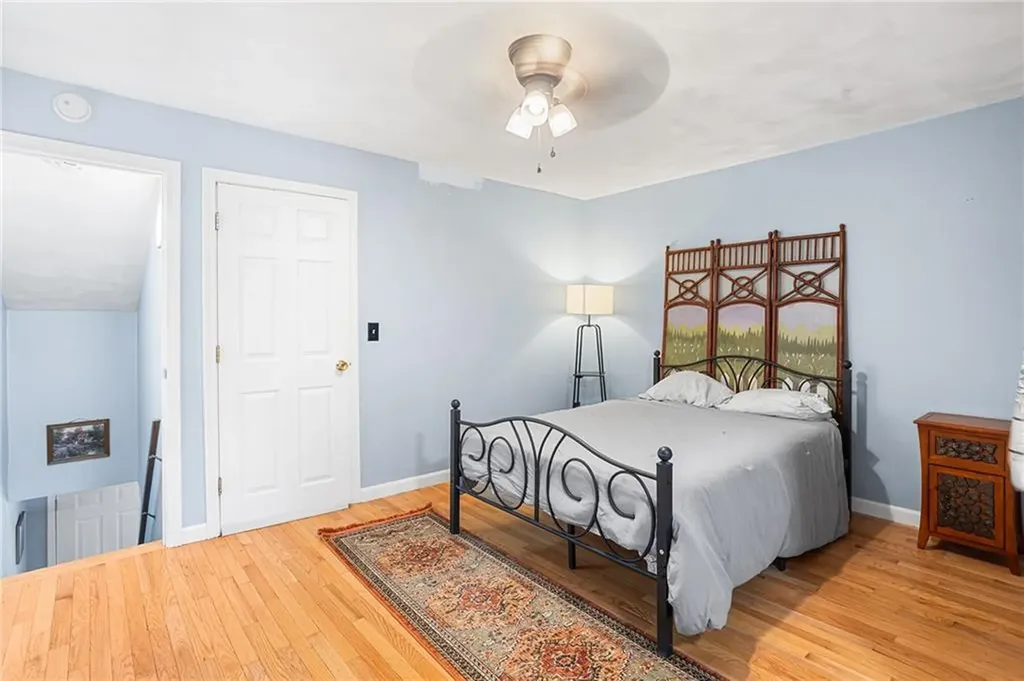 569 Smithfield Road North Providence RI 02904