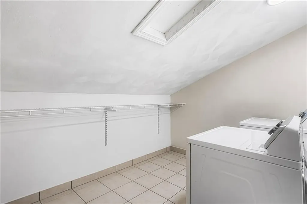 569 Smithfield Road North Providence RI 02904