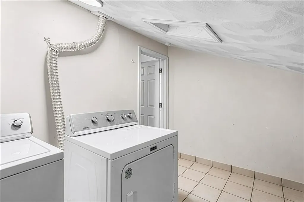 569 Smithfield Road North Providence RI 02904