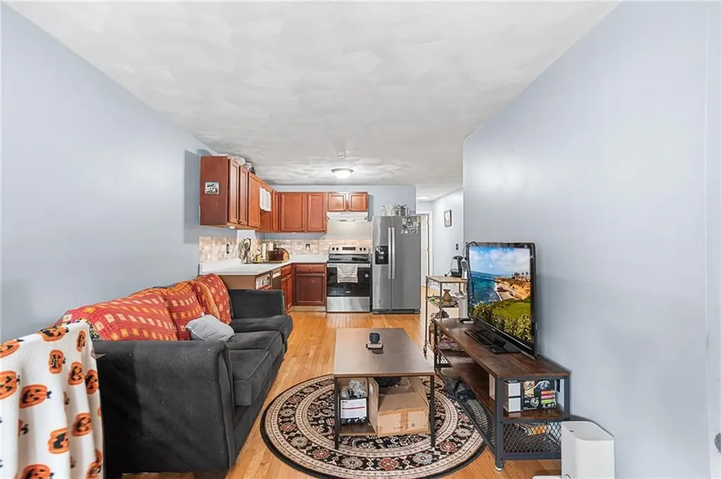 569 Smithfield Road North Providence RI 02904