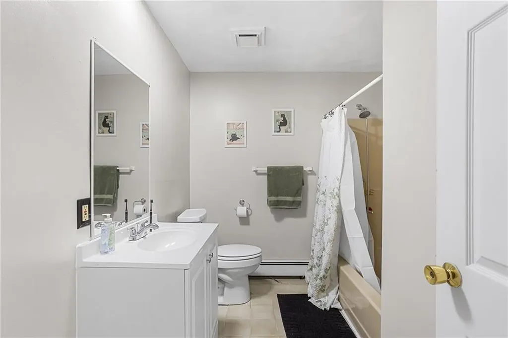 569 Smithfield Road North Providence RI 02904