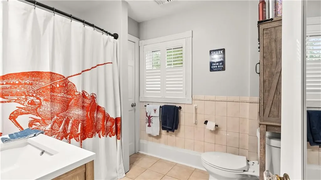 29 Burt Street Warwick RI 02886
