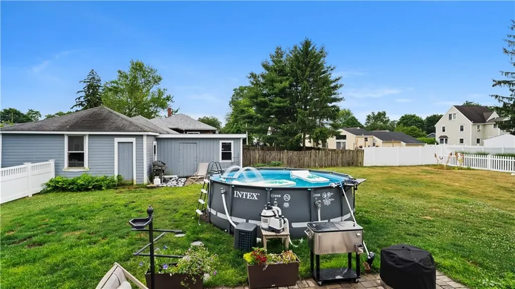 29 Burt Street Warwick RI 02886
