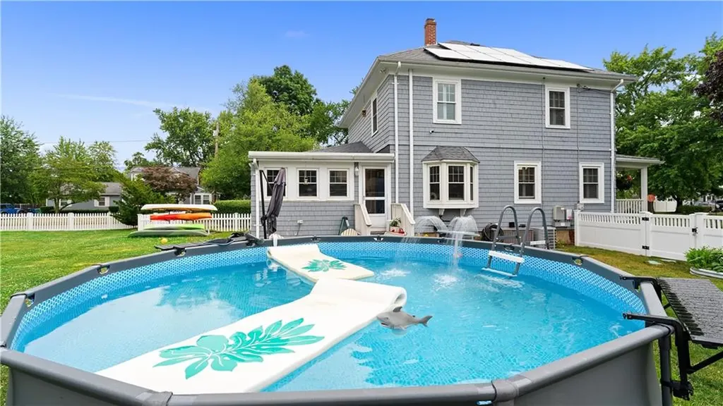 29 Burt Street Warwick RI 02886