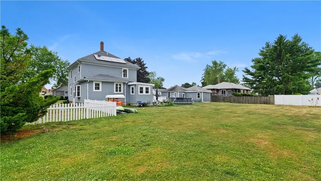 29 Burt Street Warwick RI 02886