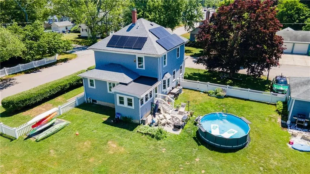 29 Burt Street Warwick RI 02886