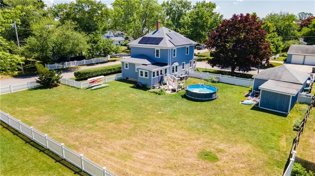 29 Burt Street Warwick RI 02886