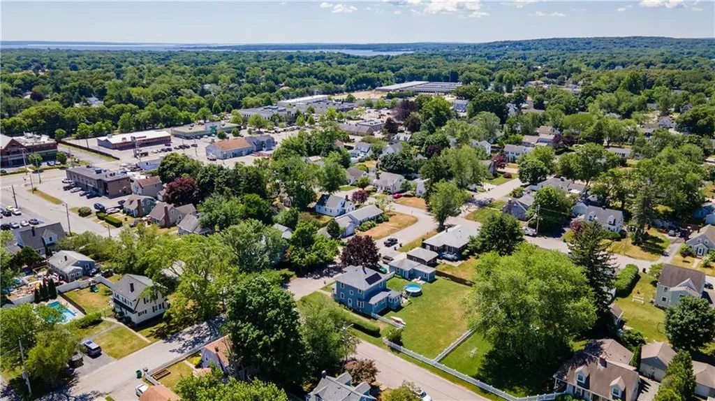 29 Burt Street Warwick RI 02886