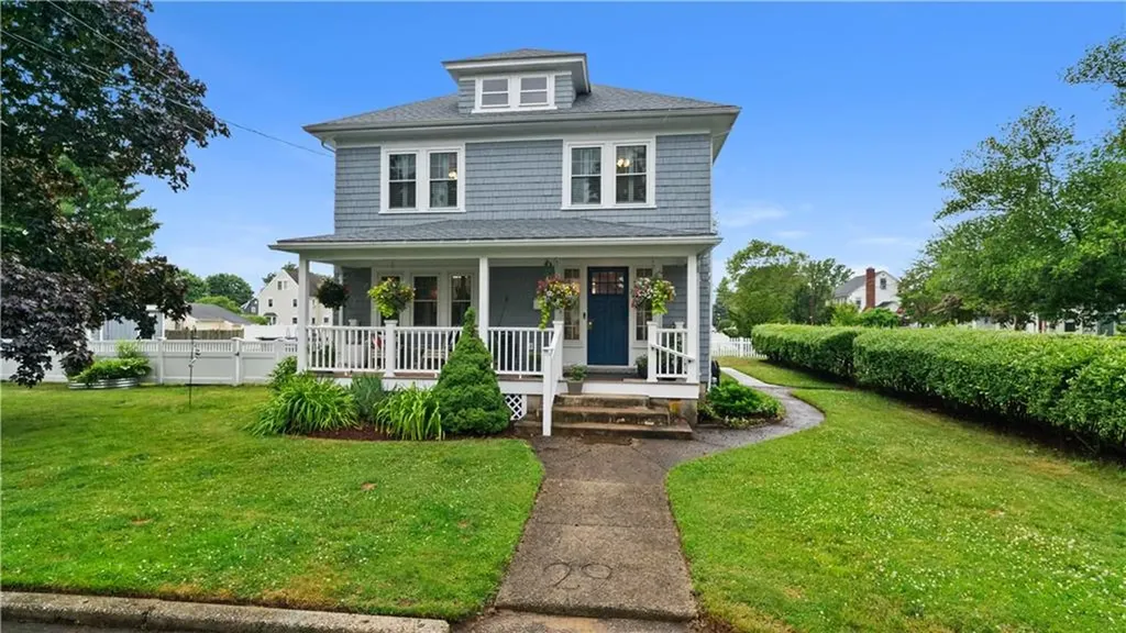 29 Burt Street Warwick RI 02886