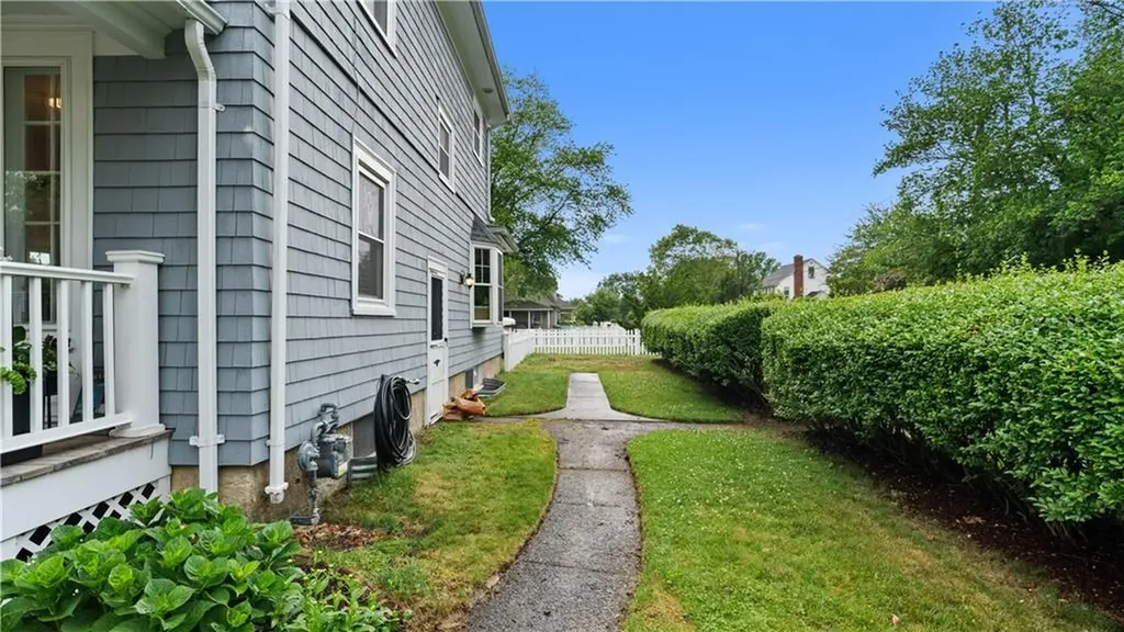 29 Burt Street Warwick RI 02886