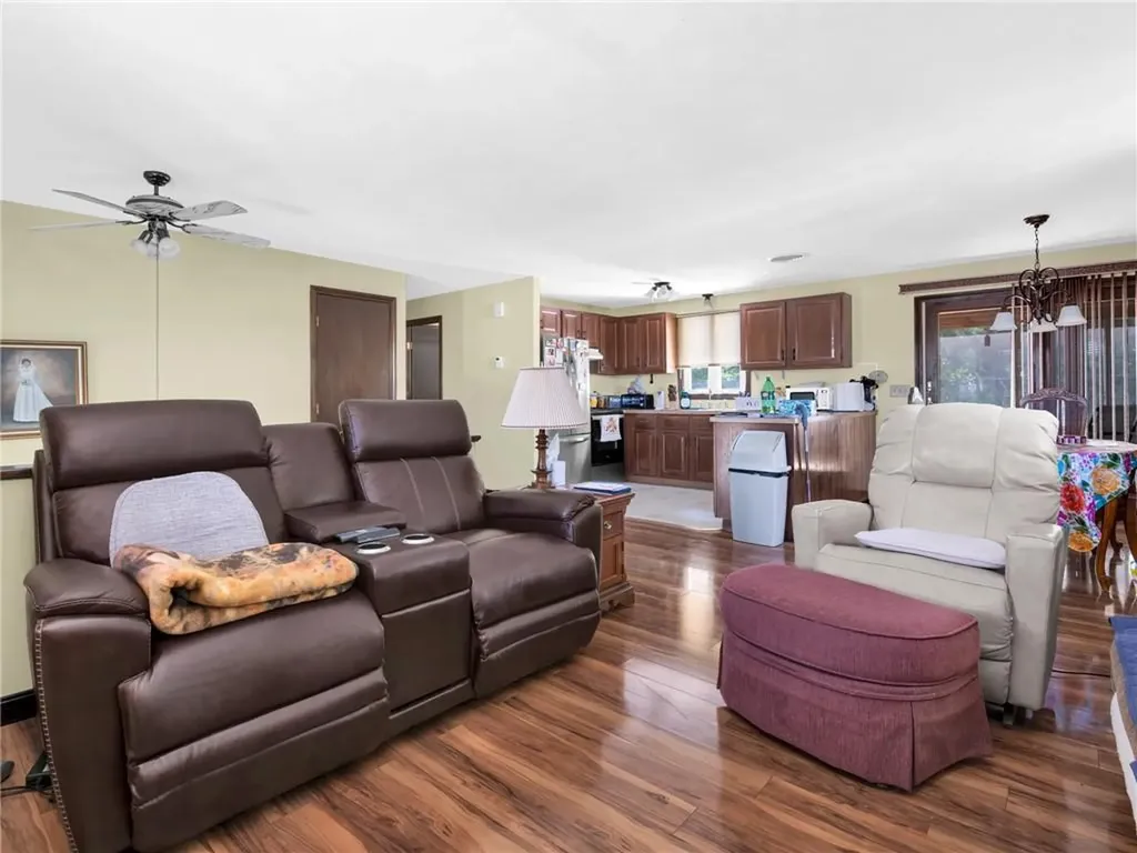35 Sycamore Drive Cranston RI 02921