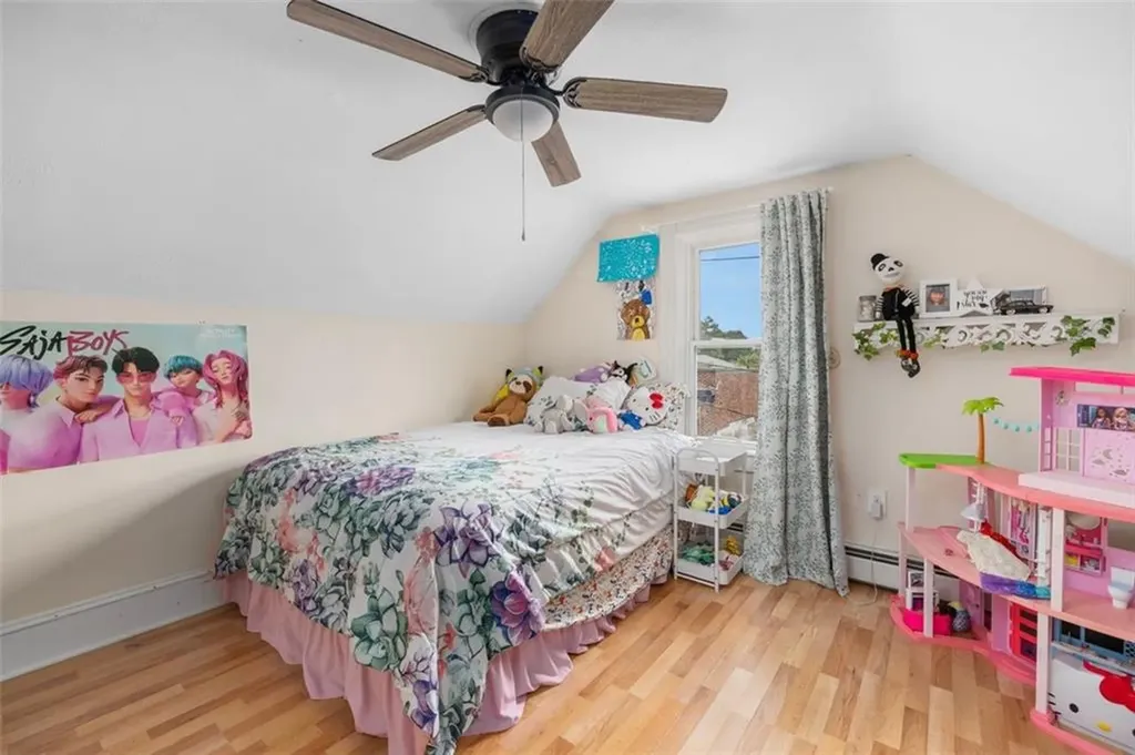 268 Washington Street Warwick RI 02888
