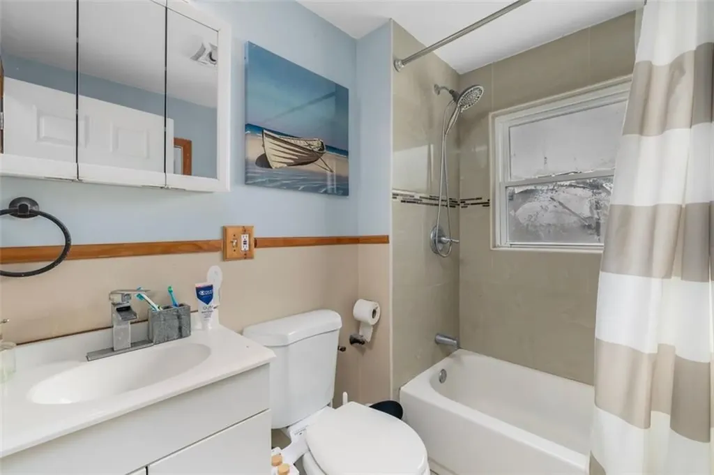 268 Washington Street Warwick RI 02888
