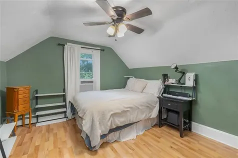 268 Washington Street Warwick RI 02888