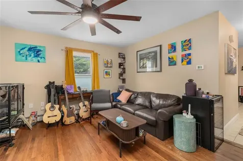 268 Washington Street Warwick RI 02888