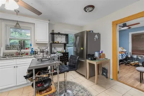 268 Washington Street Warwick RI 02888