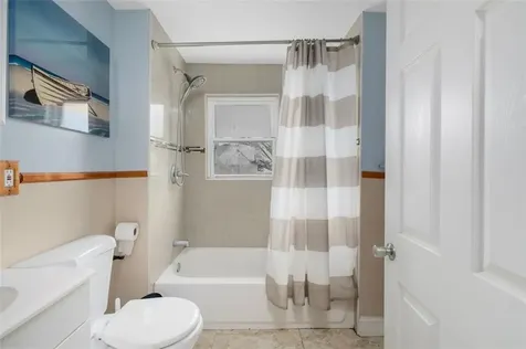 268 Washington Street Warwick RI 02888