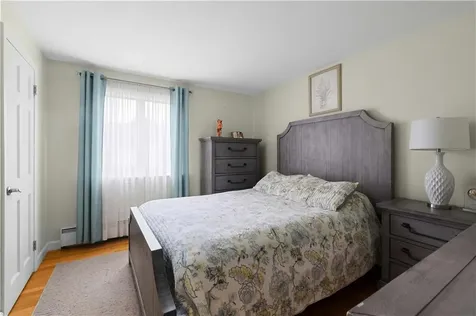 6 Varnum Avenue Bristol RI 02809