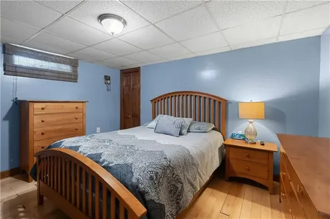 6 Varnum Avenue Bristol RI 02809