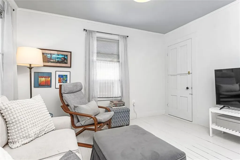 14 Hill Street Hopkinton RI 02832