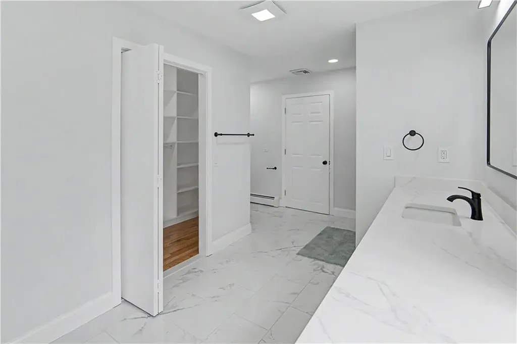 26 Trout Brook Lane Scituate RI 02831
