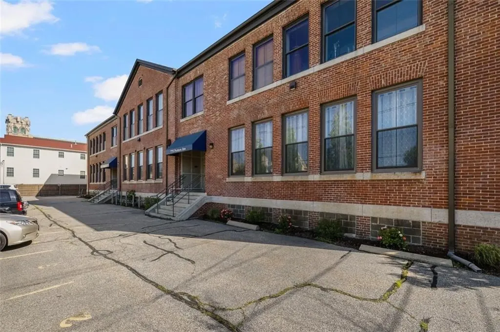 775 Potters Avenue Providence RI 02907