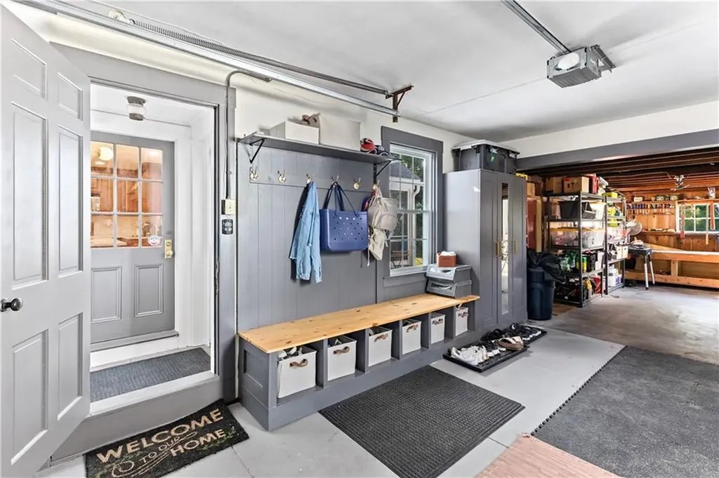 225 Greenwood Avenue Warwick RI 02886