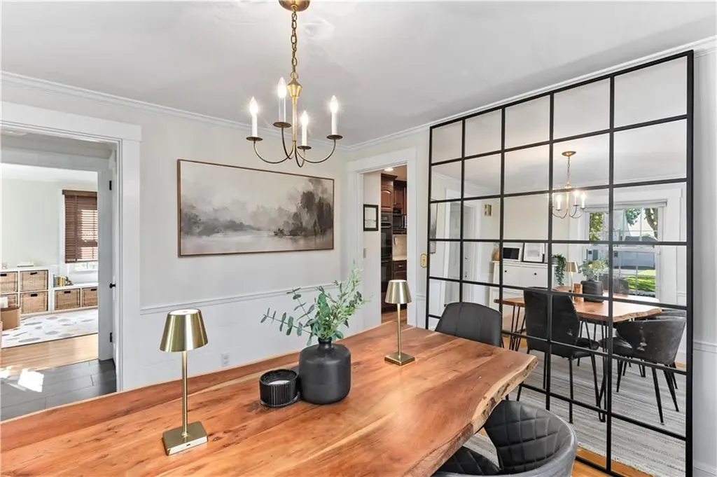225 Greenwood Avenue Warwick RI 02886