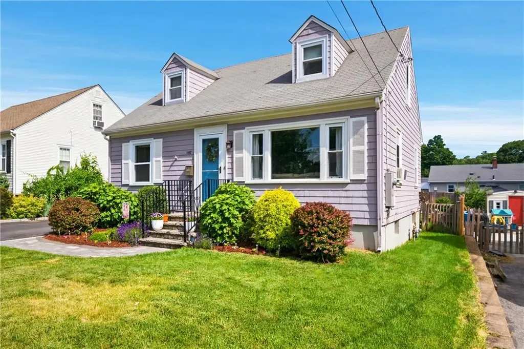 142 Mowry Avenue Cumberland RI 02864