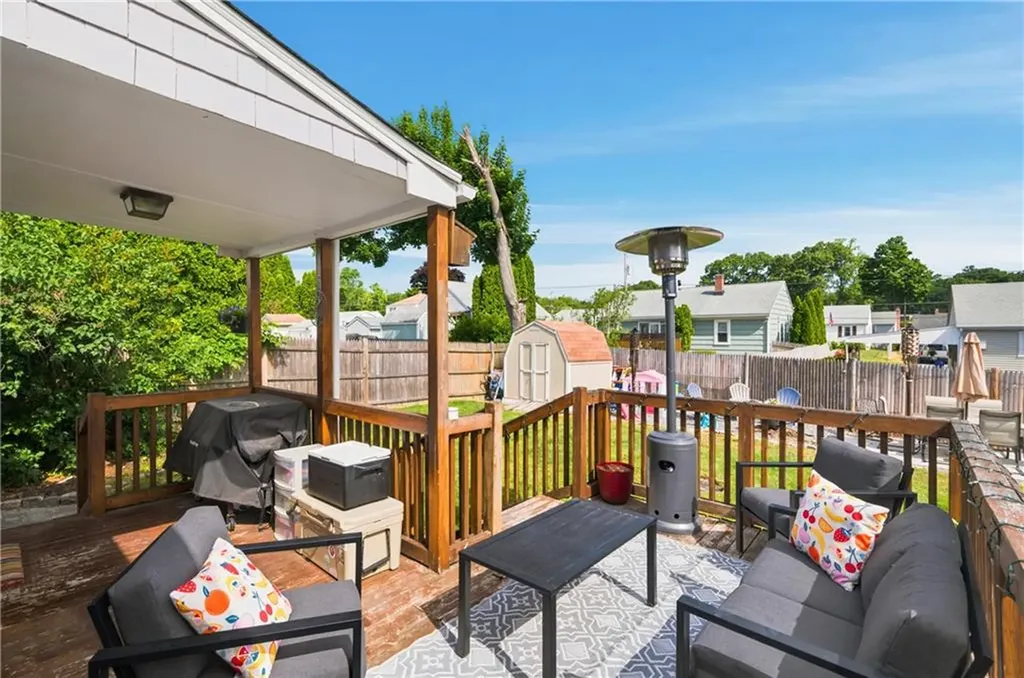 142 Mowry Avenue Cumberland RI 02864